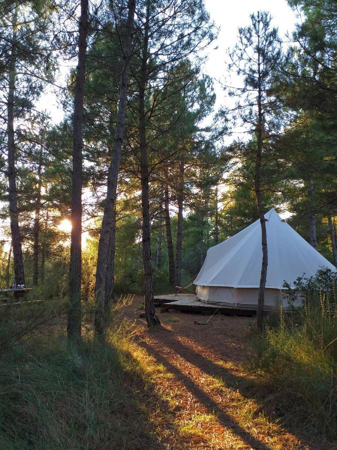 Forest Days Naves  Екстер'єр фото